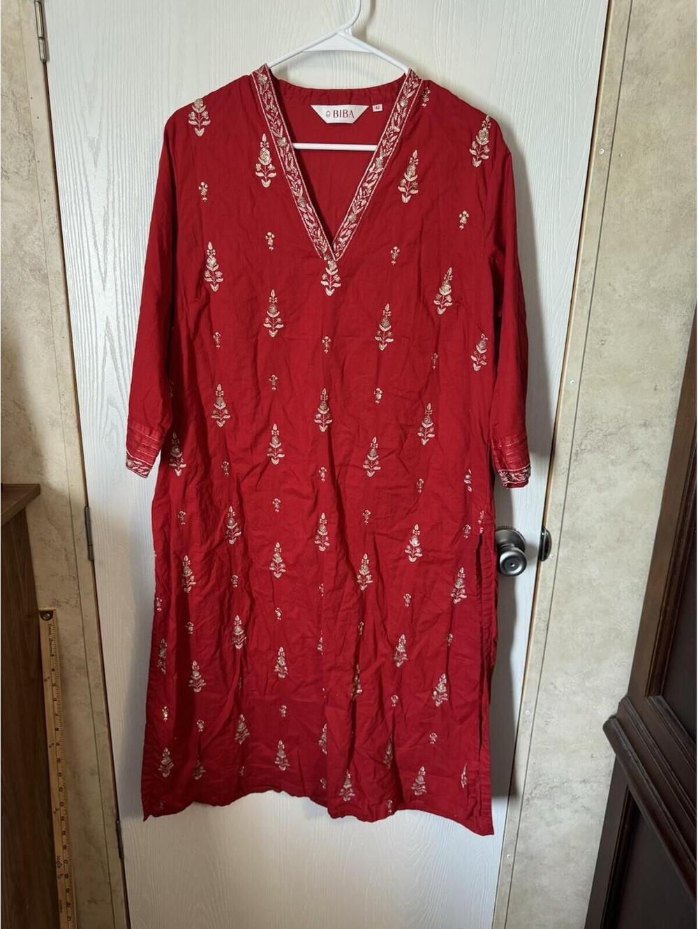 BIBA Women's Size 42 Indian Kurta Tunic Top Red Floral 3/4 Sleeve Sitara Work